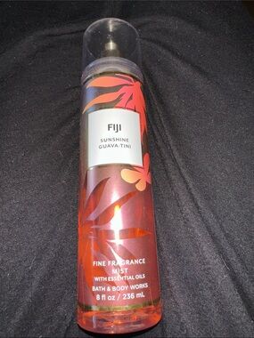 Bath & Body Works Fiji Sunshine Guava-Tini  - Pink/Coral